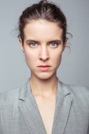 Wiktoria Wolańska as Karina