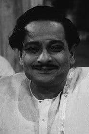 Gangapada Basu as Mahim Ganguli