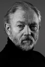 Aus Greidanus as Roy father