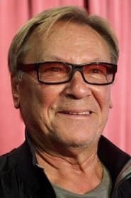 Sergey Shakurov as Scholtz