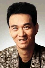 Masato Furuoya as Kensuke Fujimaki