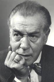 Eduard Kohout as Bettleheim