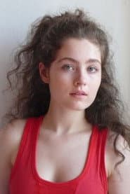 Sara Müldner as Solange (in childhood)