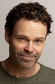 Mick Øgendahl as Ralf