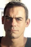 Carlos López as Fauti