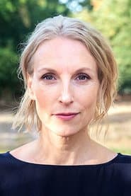 Sascia Haj as Hannah