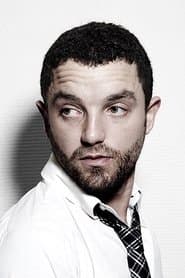 Guillaume Gouix as Reynald