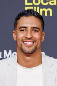 Shaïn Boumedine as Amin