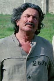 Freddy Logart as Poker Player (uncredited)