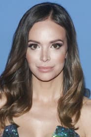 Anna Wendzikowska as Monika