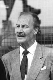 Kalevi Kahra as Kenraali Gustafson