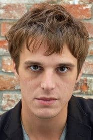 Arthur Verret as Michel