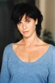 Katia Lewkowicz as Aline