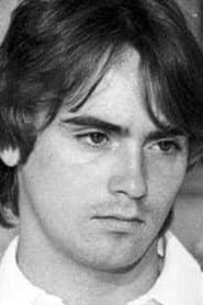 Paulo Guarnieri as Sergio