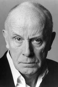 Richard Wilson as Daggenhurst