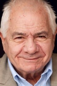 Michel Galabru as le commissaire