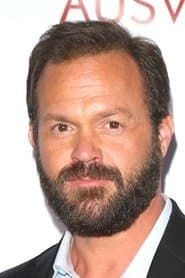 Judd Lormand as Officer Banks