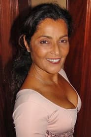 Angelina Muniz as Verinha