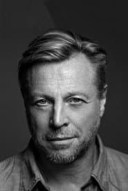 John De Holland as George