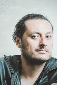 Leónidas Urbina as Hector