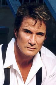 Richard Norton as Zamir