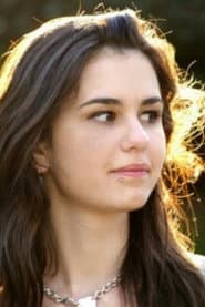 Veronica Puccio as Fortunata bambina (voice)