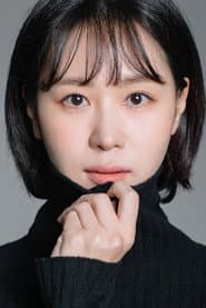 Na Soo-yoon as Female Student 1