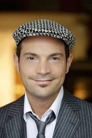 Roger Cicero as Ricci Blum