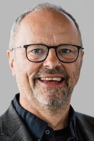 Robert Llewellyn as Jeffrey Bank