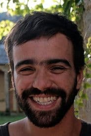 Renato Linhares as Leco