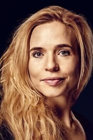 Lea Baastrup Rønne as Selma