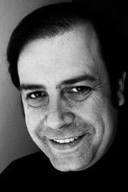 Juan Carlos Vives as Héctor "El Gordo"