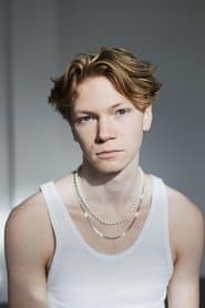 Filip Schnack as Skinny Norris