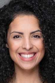 Kelsie Elena as Nikki