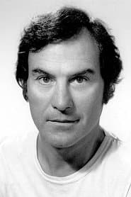 Leonardo Villar as Álvaro