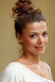 Nasrin Khusrawi as Singing Teacher