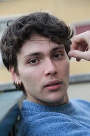 Ruben Mulet Porena as Liverani