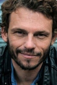 Arnaud Binard as Greg