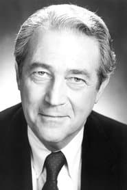 James Karen as Juge Hillier