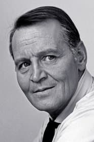 Wolfgang Büttner as Chiefinsp. Tetley