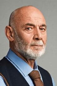 Kenan Bal as Komiser