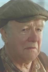 Raymond Gil as Notaire