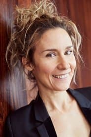 Édith Cochrane as France Charbonneau