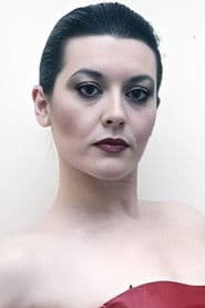 Beatriz Escudero as Dra. Paquita