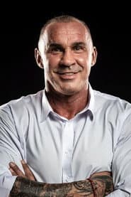 Przemysław Saleta as "Komandos"