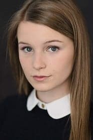 Madison Thompson as Amy