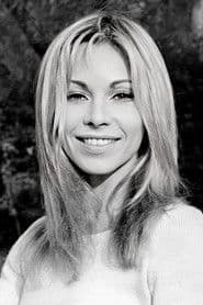 Erika Raffael as Goose