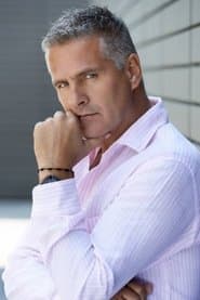 Héctor Soberón as Adán