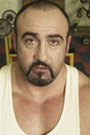 Luis María Montanari as La mole