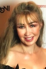 Tres Hanley as Debra Reynolds